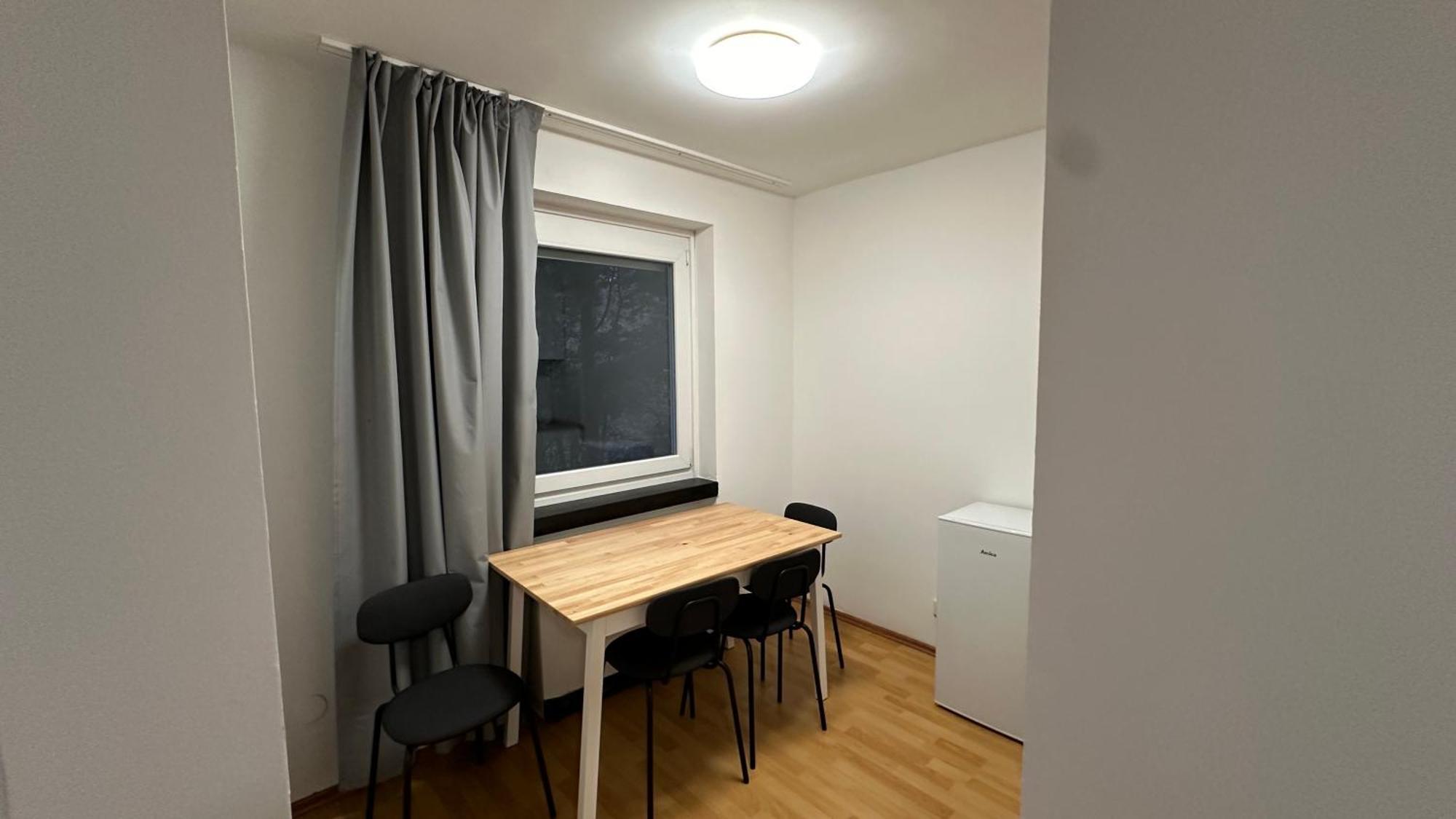 Hotel Im Natur Mit Eigene Kueche Bad Balkon Parkplatz Netflix Nuremberg Exterior photo