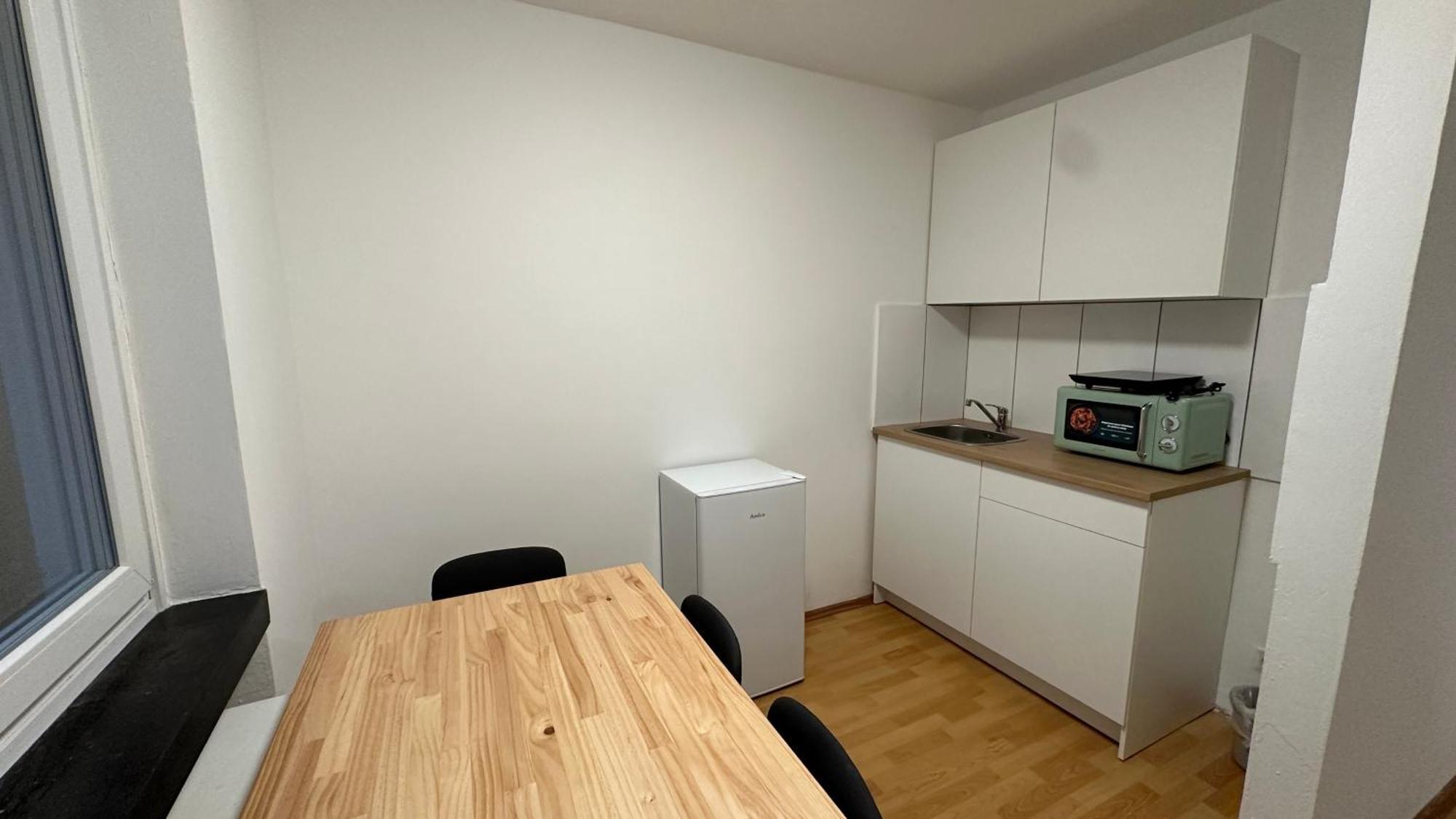 Hotel Im Natur Mit Eigene Kueche Bad Balkon Parkplatz Netflix Nuremberg Exterior photo